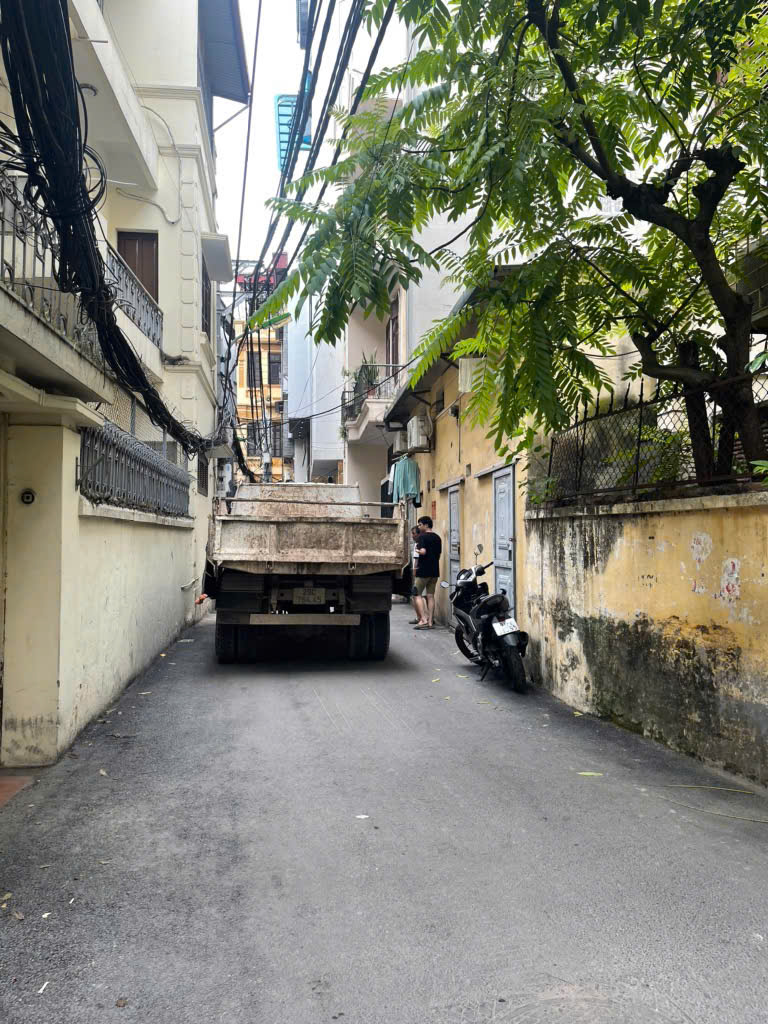 Chính Chủ Bán nhà ngõ 176 Trương Định 48m 6 Tầng, - LÔ GÓC - Ô TÔ VÀO NHÀ. Giá chỉ 12.5 tỷ